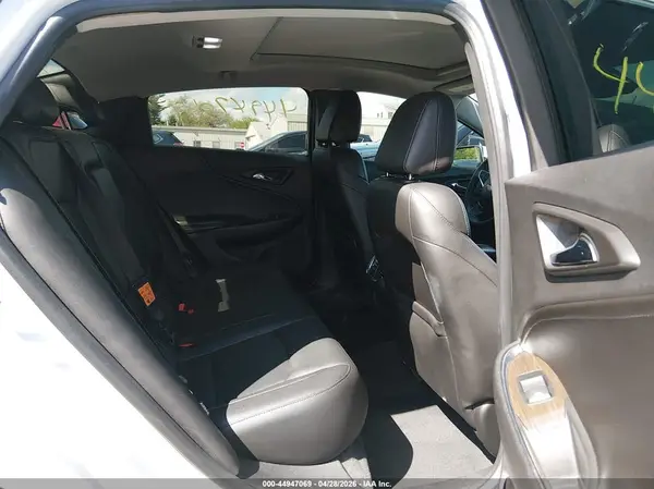 1G1ZE5SX2JF117313 2018 CHEVROLET MALIBU - Image 8