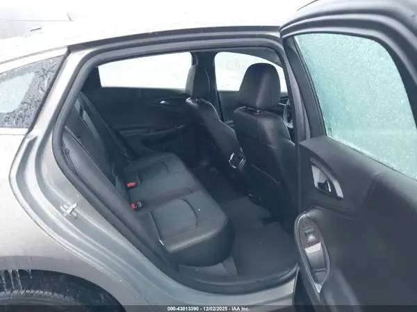 1G1ZE5SX2JF118865 2018 CHEVROLET MALIBU - Image 8