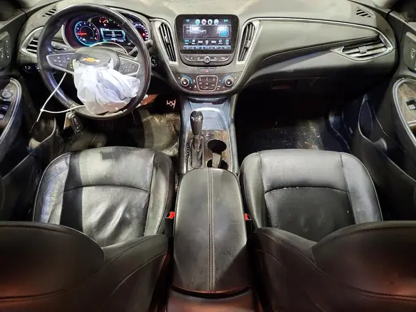 1G1ZE5SX2JF120079 2018 CHEVROLET MALIBU - Image 8
