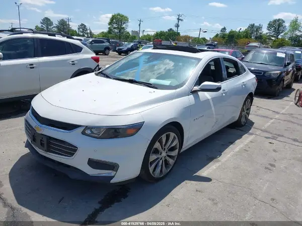 1G1ZE5SX4JF100996 2018 CHEVROLET MALIBU - Image 2