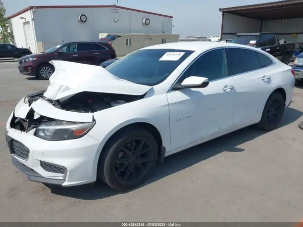 1G1ZE5SX4JF117846 2018 CHEVROLET MALIBU - Image 2