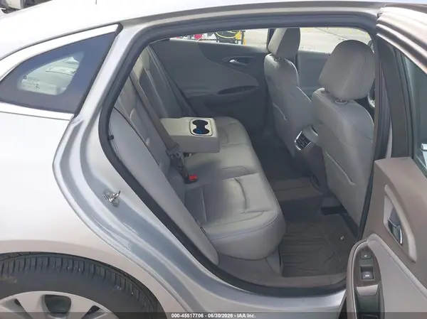 1G1ZE5SX4KF190944 2019 CHEVROLET MALIBU - Image 8