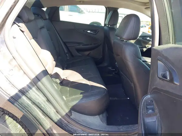 1G1ZE5SX4KF203076 2019 CHEVROLET MALIBU - Image 8