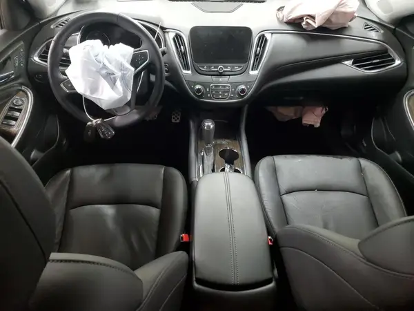 1G1ZE5SX5KF177863 2019 CHEVROLET MALIBU - Image 8