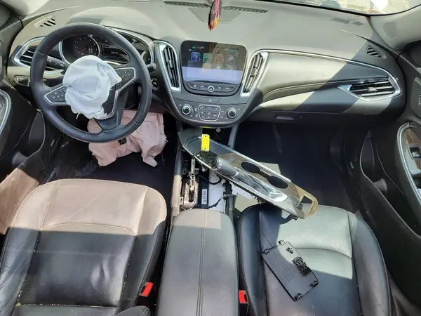 1G1ZE5SX7JF116397 2018 CHEVROLET MALIBU - Image 8
