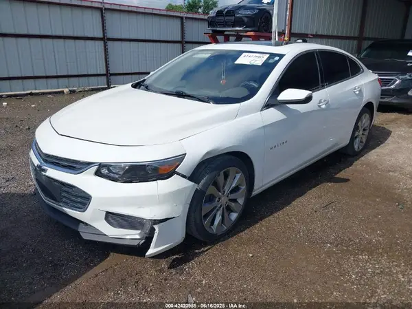1G1ZE5SX7JF119137 2018 CHEVROLET MALIBU - Image 2