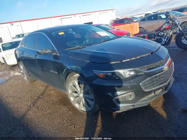 1G1ZE5SX7JF258605 2018 CHEVROLET MALIBU - Image 1