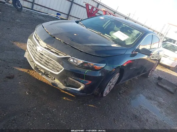 1G1ZE5SX7JF258605 2018 CHEVROLET MALIBU - Image 2