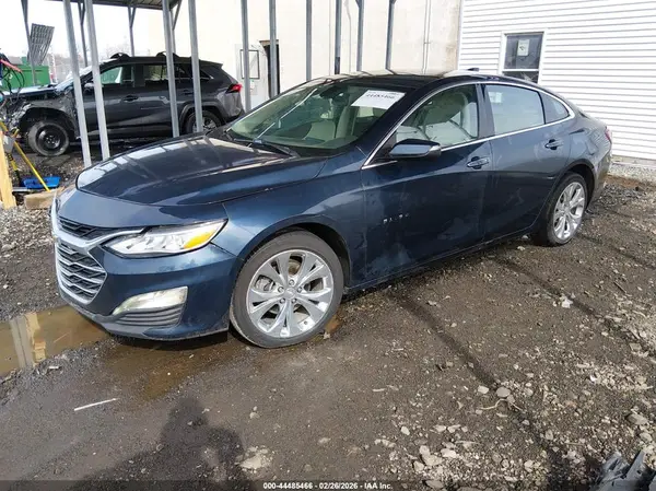 1G1ZE5SX7KF175063 2019 CHEVROLET MALIBU - Image 2