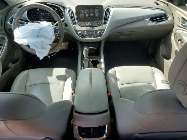 1G1ZE5SX8JF164121 2018 CHEVROLET MALIBU - Image 8