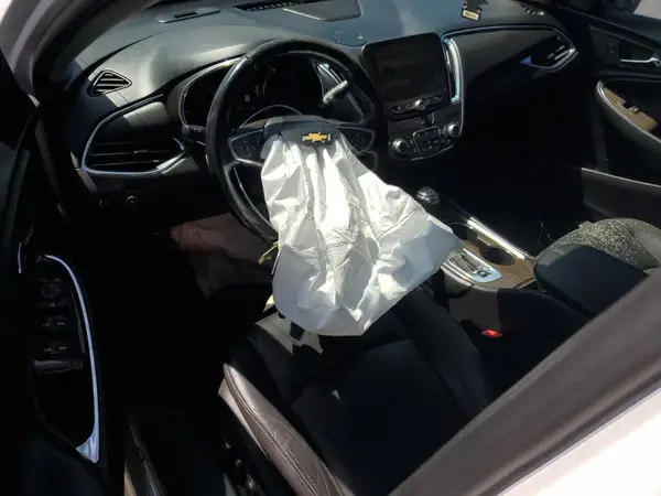1G1ZE5SX8JF165222 2018 CHEVROLET MALIBU - Image 8