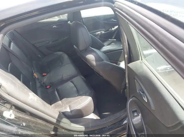 1G1ZE5SX8JF188256 2018 CHEVROLET MALIBU - Image 8