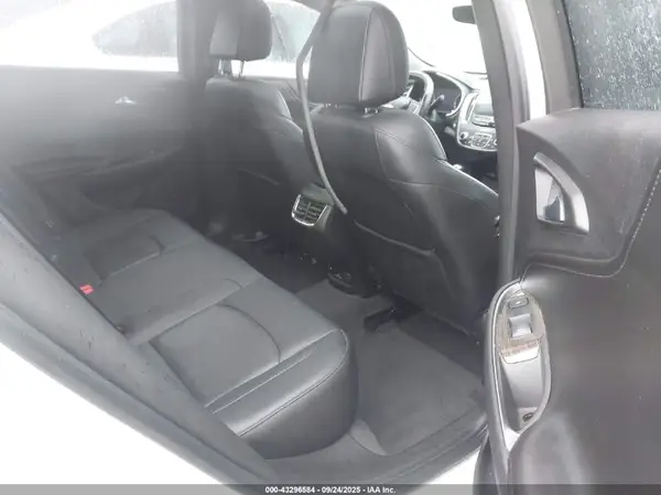 1G1ZE5SX9KF178661 2019 CHEVROLET MALIBU - Image 8