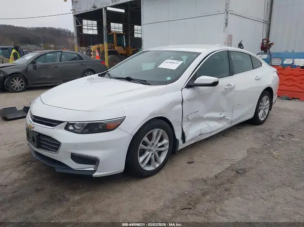 1G1ZF5SU0JF230776 2018 CHEVROLET MALIBU - Image 2
