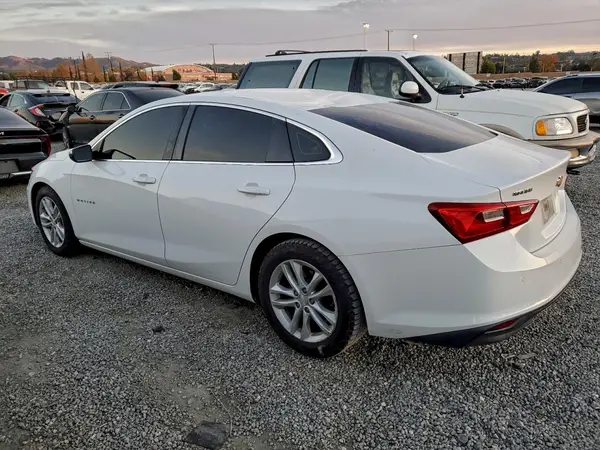 1G1ZF5SU0JF235797 2018 CHEVROLET MALIBU - Image 2