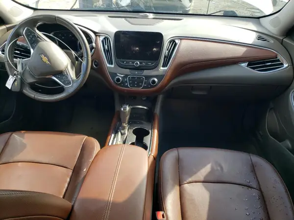 1G1ZF5SU0JF263888 2018 CHEVROLET MALIBU - Image 8