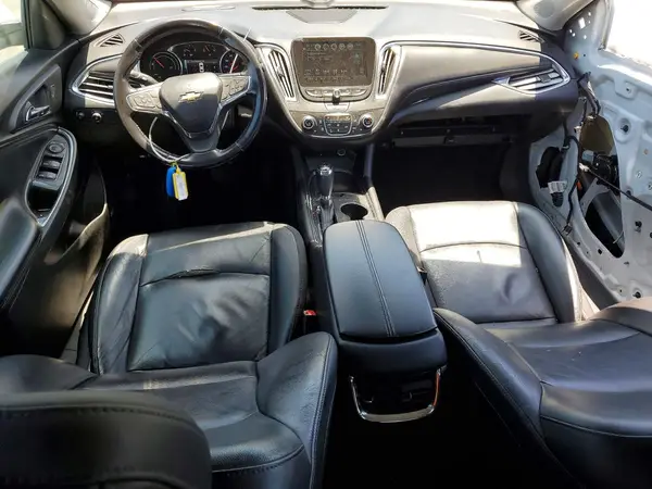 1G1ZF5SU0JF273899 2018 CHEVROLET MALIBU - Image 8