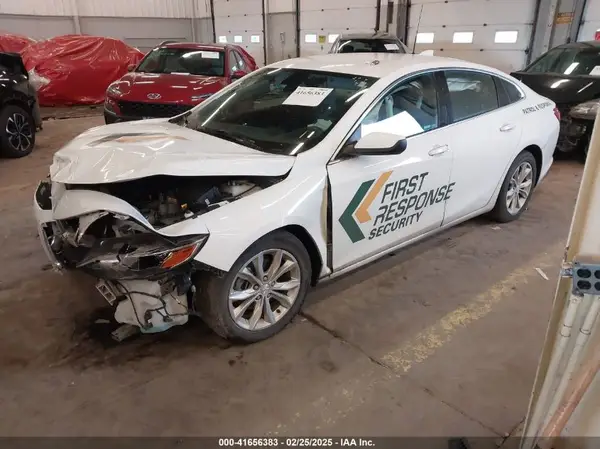 1G1ZF5SU3KF189111 2019 CHEVROLET MALIBU - Image 2