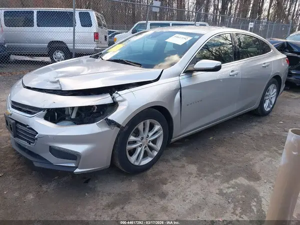 1G1ZF5SU4JF143737 2018 CHEVROLET MALIBU - Image 2