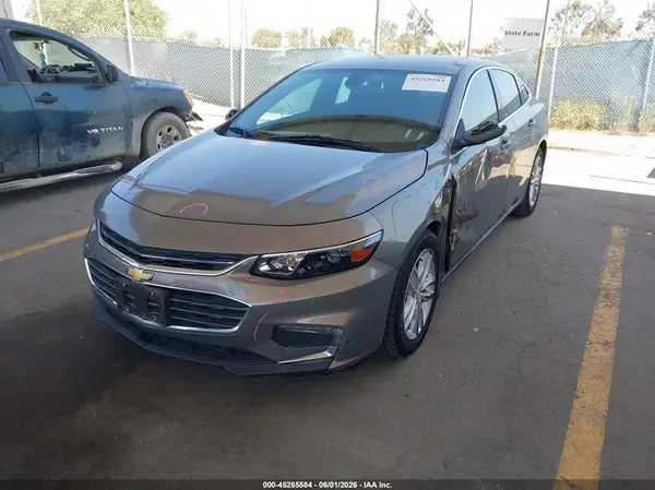 1G1ZF5SU4JF168699 2018 CHEVROLET MALIBU - Image 2