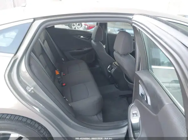 1G1ZF5SU4JF168699 2018 CHEVROLET MALIBU - Image 8