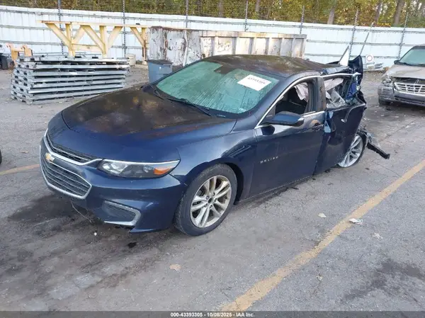 1G1ZF5SU7JF167773 2018 CHEVROLET MALIBU - Image 2