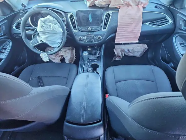 1G1ZF5SU7KF199964 2019 CHEVROLET MALIBU - Image 8