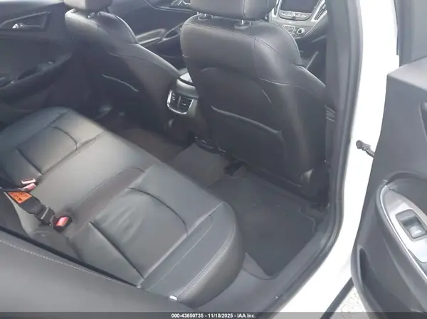 1G1ZF5SU8JF113088 2018 CHEVROLET MALIBU - Image 8