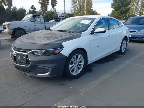 1G1ZF5SU8JF140033 2018 CHEVROLET MALIBU - Image 2