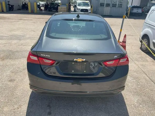 1G1ZF5SU8JF156863 2018 CHEVROLET MALIBU - Image 8
