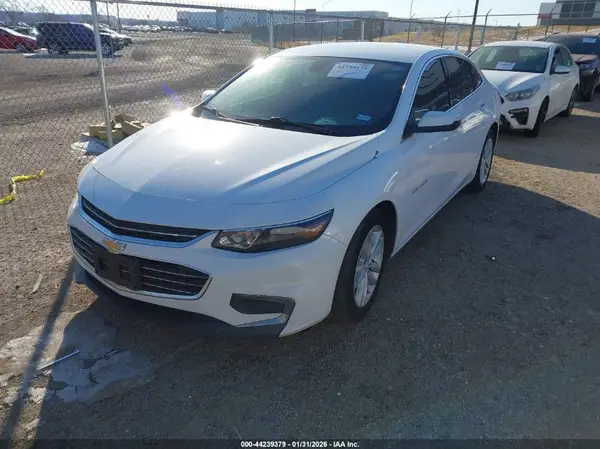 1G1ZF5SU8JF255957 2018 CHEVROLET MALIBU - Image 2