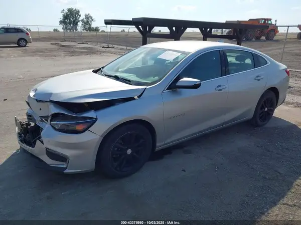 1G1ZF5SU9JF138324 2018 CHEVROLET MALIBU - Image 2