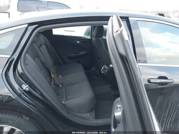 1G1ZF5SU9JF156130 2018 CHEVROLET MALIBU - Image 8