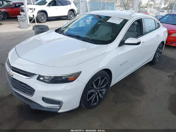 1G1ZF5SX0GF233258 2016 CHEVROLET MALIBU - Image 2