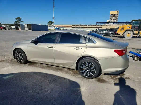1G1ZF5SX2GF252541 2016 CHEVROLET MALIBU - Image 2