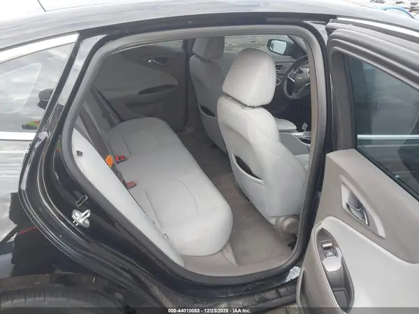 1G1ZF5SX4GF207438 2016 CHEVROLET MALIBU - Image 8