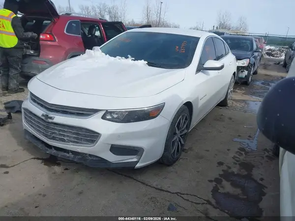 1G1ZF5SX7GF237937 2016 CHEVROLET MALIBU - Image 2