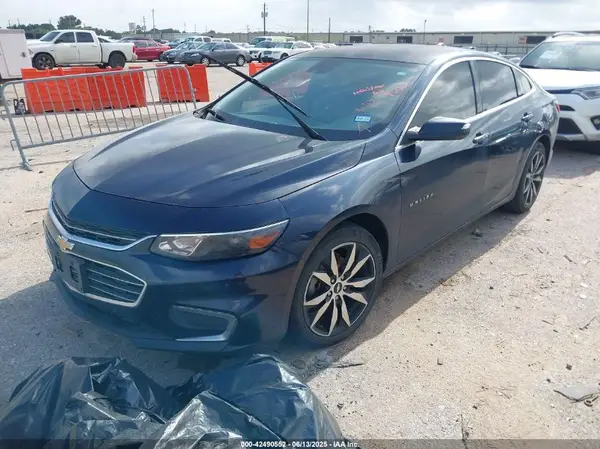 1G1ZF5SX9GF271555 2016 CHEVROLET MALIBU - Image 2