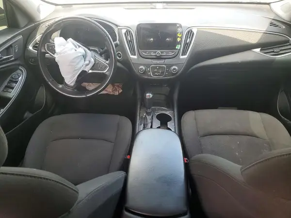 1G1ZG5ST2KF175723 2019 CHEVROLET MALIBU - Image 8