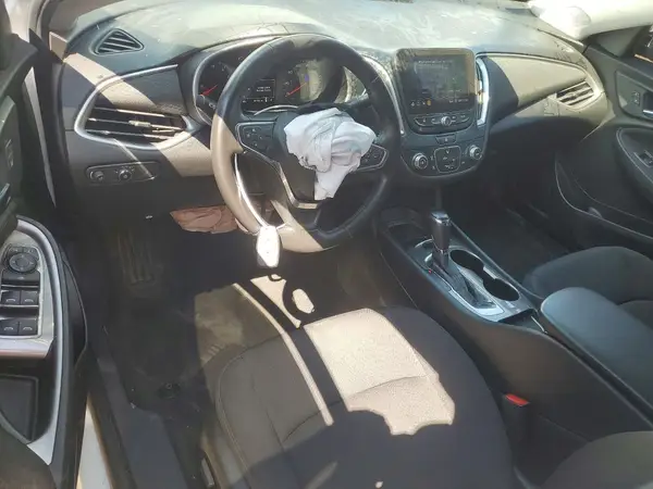 1G1ZG5ST4KF205840 2019 CHEVROLET MALIBU - Image 8