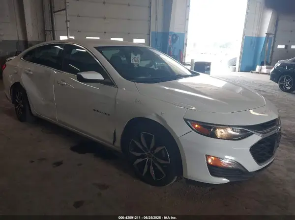 1G1ZG5ST5LF120684 2020 CHEVROLET MALIBU - Image 1