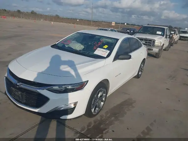 1G1ZG5ST7KF198897 2019 CHEVROLET MALIBU - Image 2