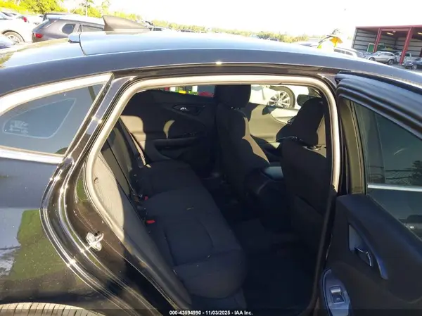 1G1ZG5ST9KF210242 2019 CHEVROLET MALIBU - Image 8