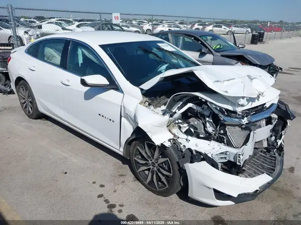 1G1ZG5ST9LF118260 2020 CHEVROLET MALIBU - Image 1