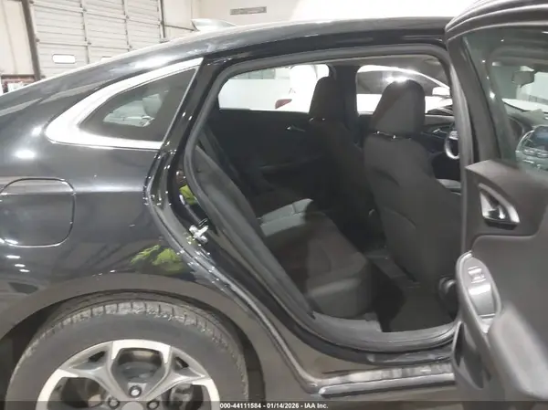 1G1ZG5STXKF194228 2019 CHEVROLET MALIBU - Image 8
