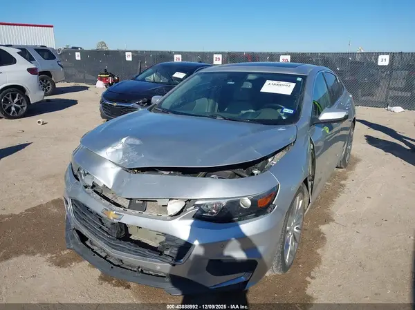 1G1ZH5SX0GF224182 2016 CHEVROLET MALIBU - Image 2