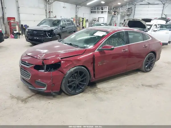 1G1ZH5SX0HF128215 2017 CHEVROLET MALIBU - Image 2