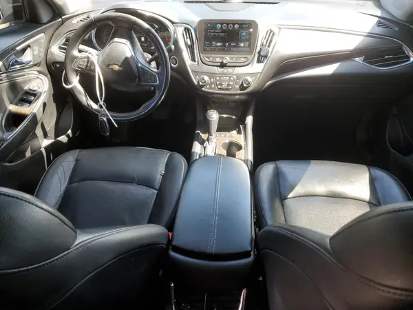 1G1ZH5SX0HF190679 2017 CHEVROLET MALIBU - Image 8