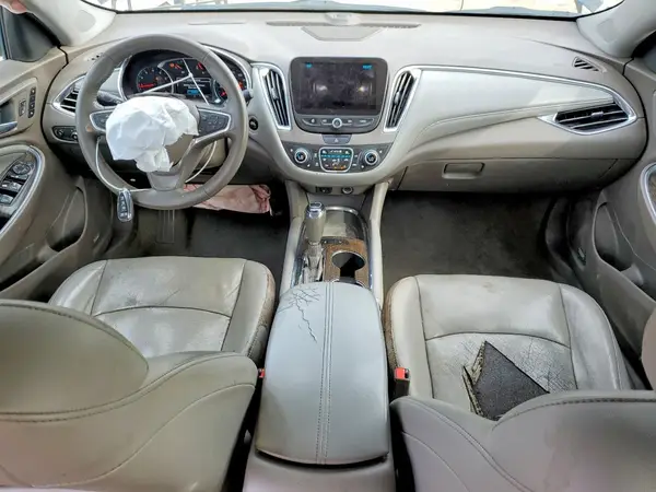 1G1ZH5SX0HF240318 2017 CHEVROLET MALIBU - Image 8