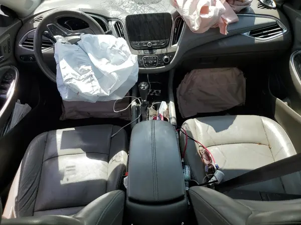 1G1ZH5SX0HF260438 2017 CHEVROLET MALIBU - Image 8